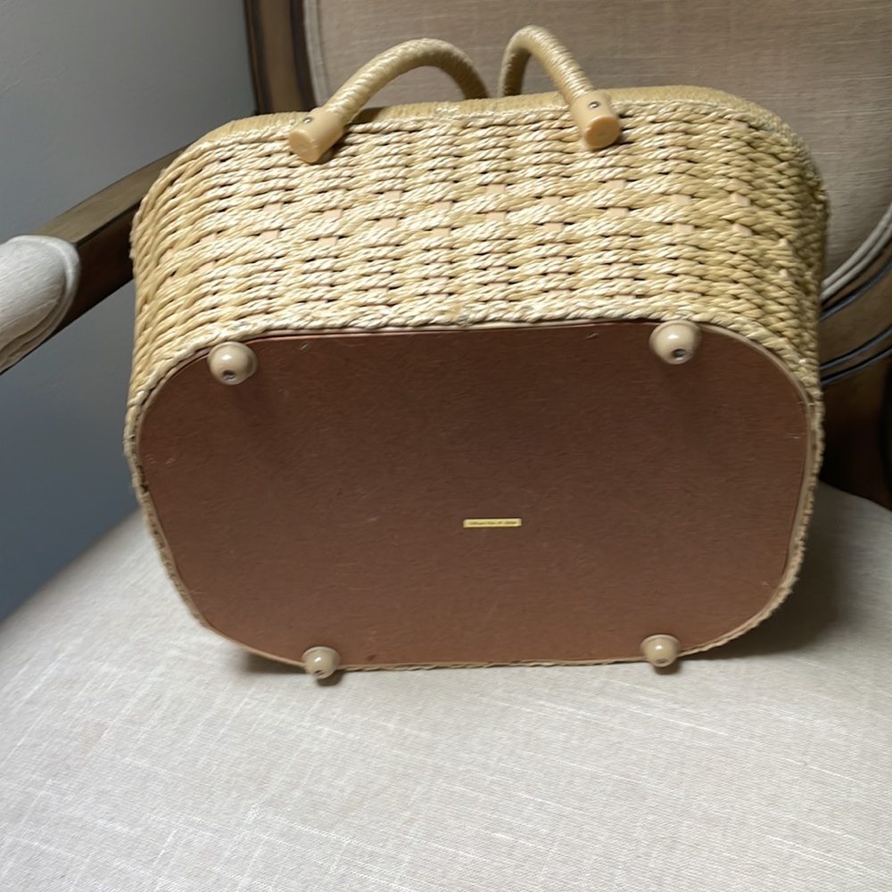 Vintage Butterfly Sewing Basket Double Handle Storage Container - Picture 8 of 16